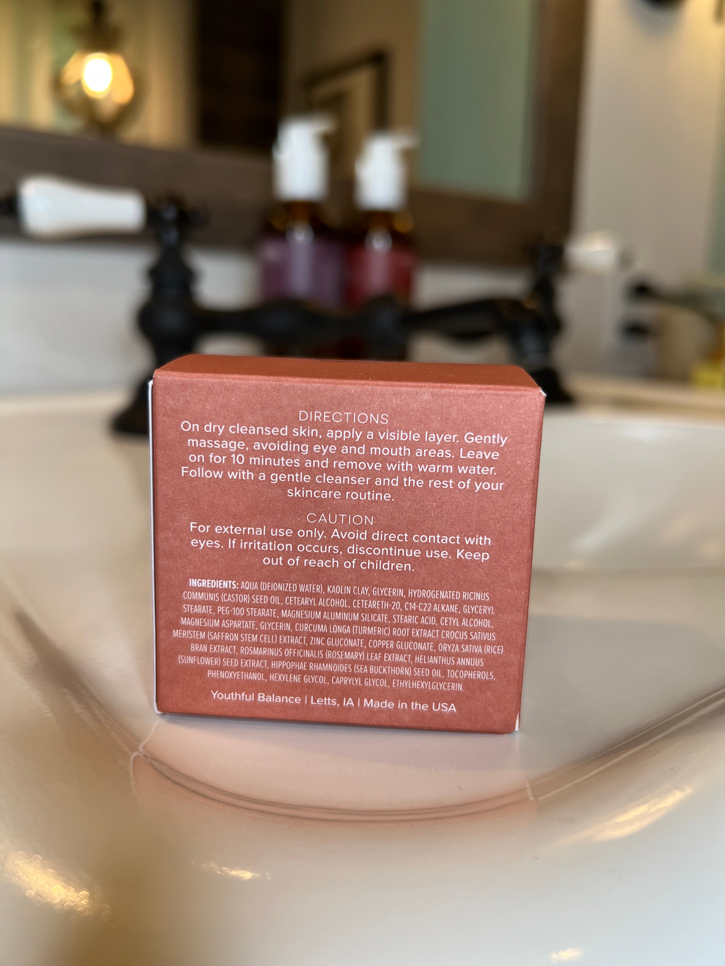 Clarifying Turmeric Mask