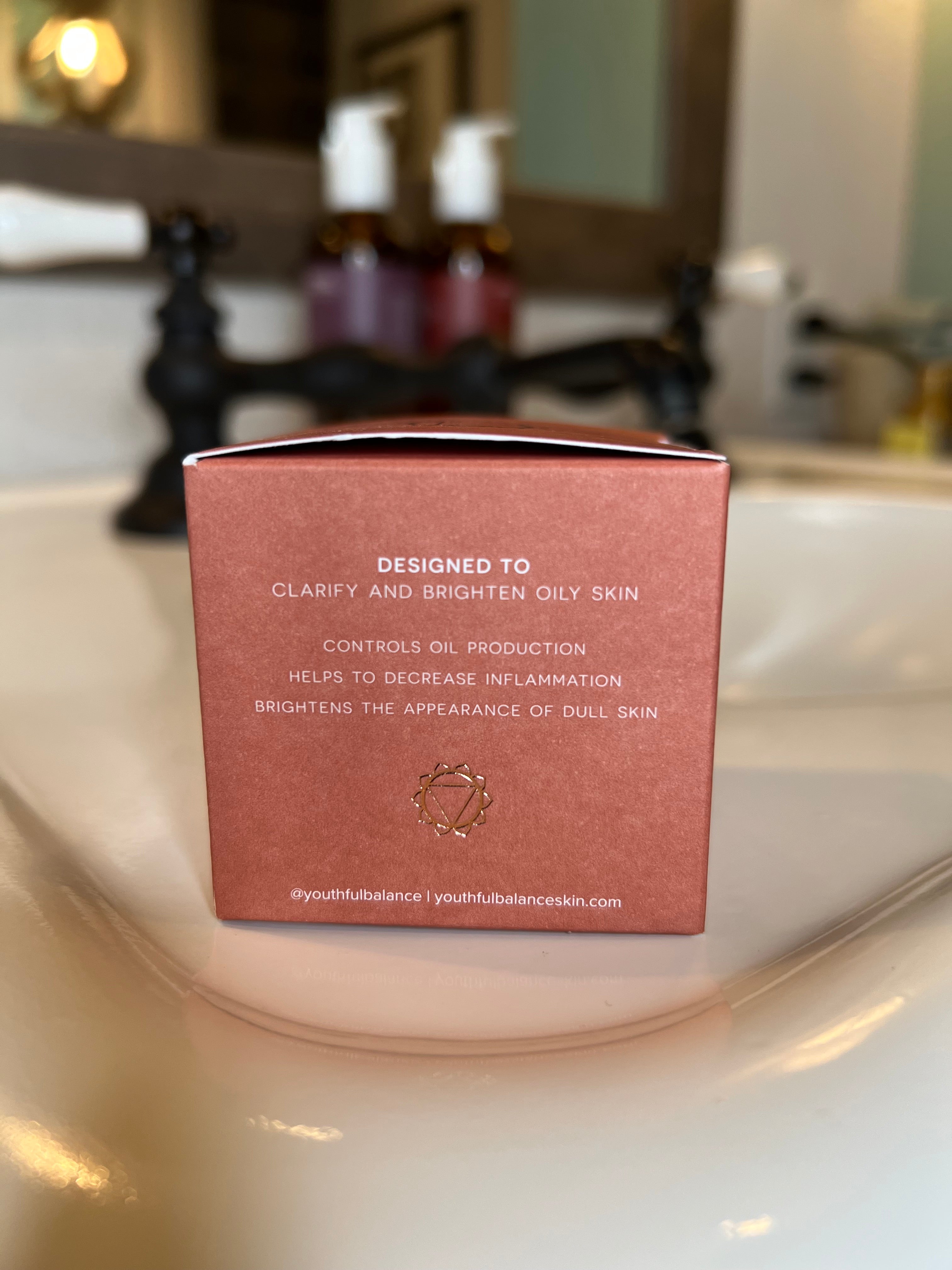 Clarifying Turmeric Mask